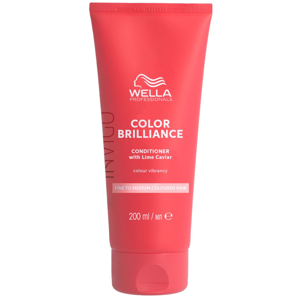 Coffret cadeau Wella Professionals Invigo Color Brilliance : shampoing 300 ml, après-shampoing 200 ml, masque 150 ml et trousse de maquillage